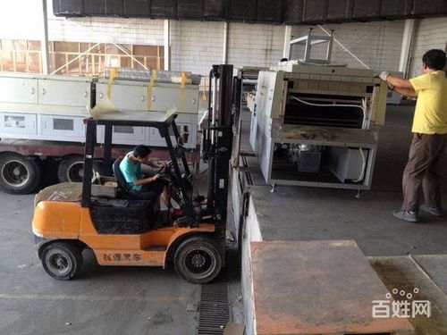 图 浦东东三里桥路杨高南路吊车叉车出租 上海搬家